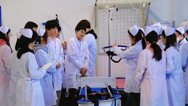 养老越来越“智慧”，就业不只是去养老院