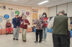 年轻人进入养老市场有前景吗